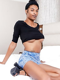 Stunning streetwalker wants to have sex with you