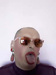 Cuties are exposing their sexy lines on pics