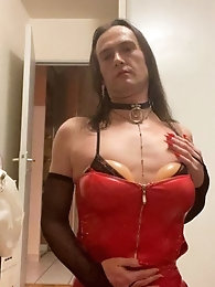 Lily Leighs private moments (Volume 2) - Part 3 of 4, featuring 40 images available on xHamster.