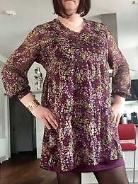 Sissy Aleksa displays herself in a blue bodice and green hosiery - 46 images on xhamster