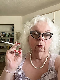 Samba dancer in Brazilian lingerie - 30 images