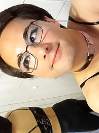 Chubby gay person wears a fresh attire - 32 images on xHamster