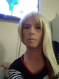 Awesome-looking tgirl hooker is getting undressed