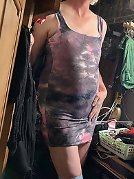 Alluring tranny GF wants to have sex with dildo