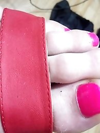 Tranny mistresses show off their sexy ass