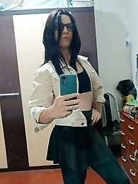 Sakuraâ€™s workout at Fitness Gym