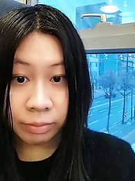 Delightful tranny bitch wants to masturbate you