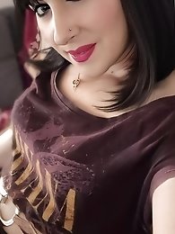 Yellow pantyhose outdoor ass teasers