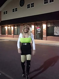 Alana Sparxxx Shemale Exhibitionist