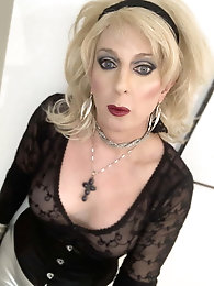 babes enjoy to take the cock in mouth so much