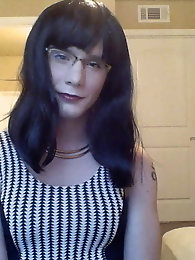 Big breasted tgirl slut is posing in public