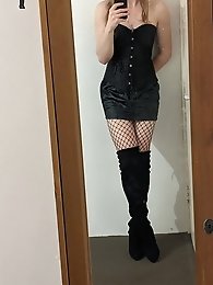 GROOBYGIRLS Hot Sun Hot Sex Alia and Buck s sweaty beach scene