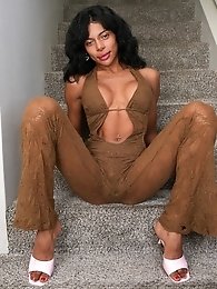 A girl in black boots is ready to do anything for sex