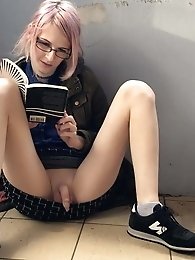 Lustful tranny cutie enjoys the taste of sperm