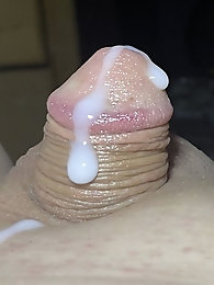 Shemale chick enjoys blowjob