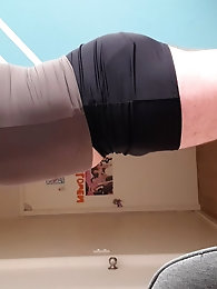 GROOBYGIRLS: Kalliand#039;s Big Cumshot